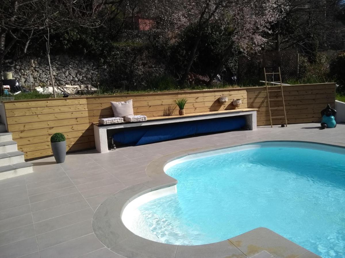 Appartement 3 Pieces Dans Villa Individuelle Falicon Екстериор снимка